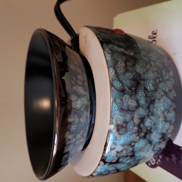 NIB SCENTSY Element Warmer - Picture 3 of 6